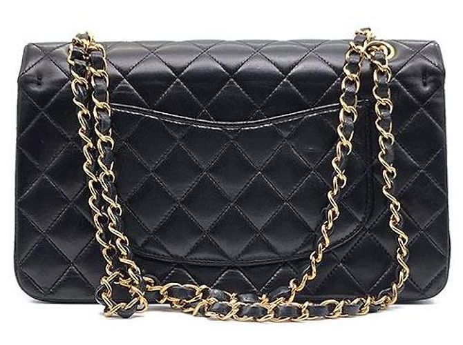 Chanel Classico Medio in Pelle di Agnello Nero - vista 3