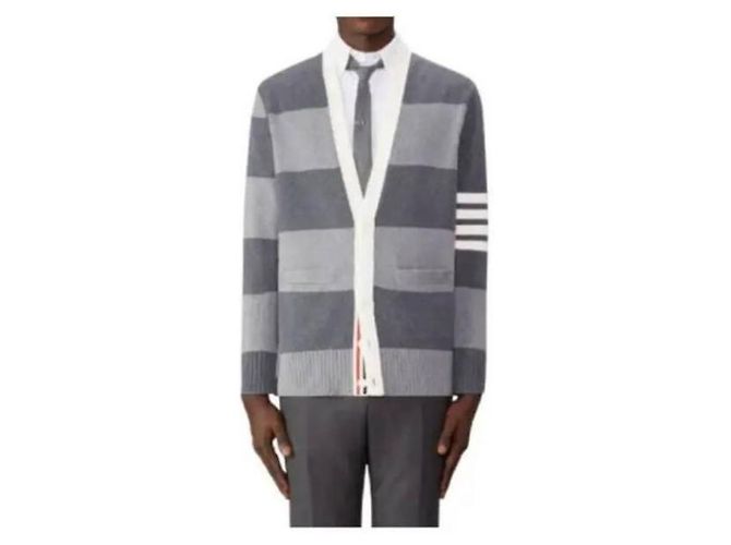 Thom Browne Baumwoll-Rugby-Rose-Icon-V-Ausschnitt-Cardigan Braun - Ansicht 5