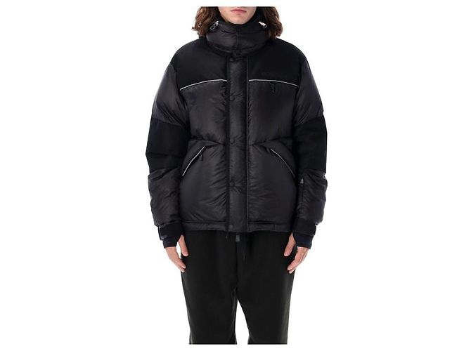 Moncler Albiez Short Down Jacket Black - view 4