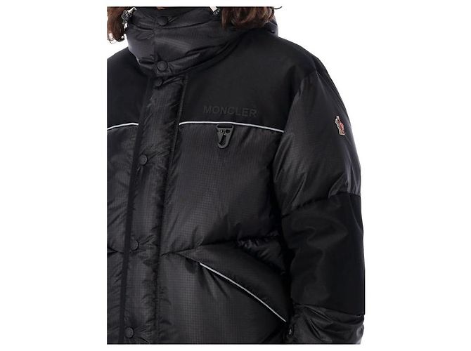 Moncler Albiez Short Down Jacket Black - view 6