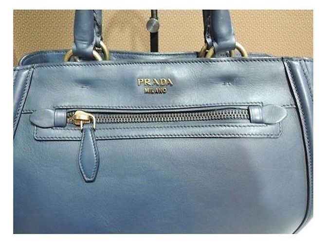 Prada Tote Bag mit doppeltem Reißverschlussfach - Ansicht 2
