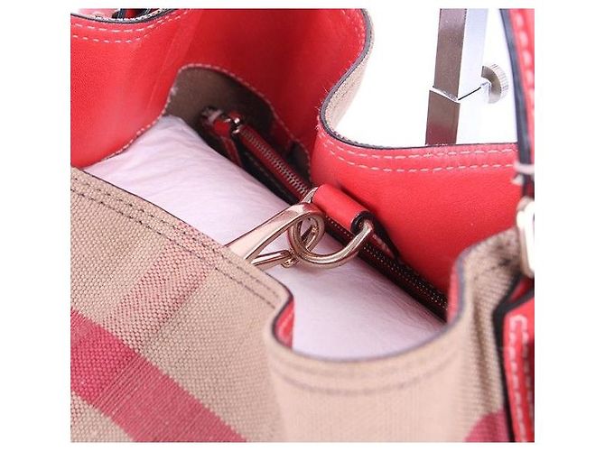 Burberry Borsa a spalla in tela a quadri rossi Ashby Marrone - vista 9