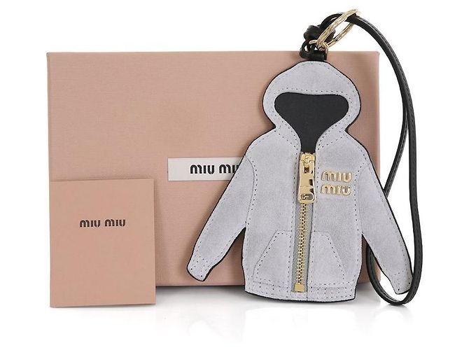 Miu Miu Llave de cuero gris con capucha Plata - vista 6