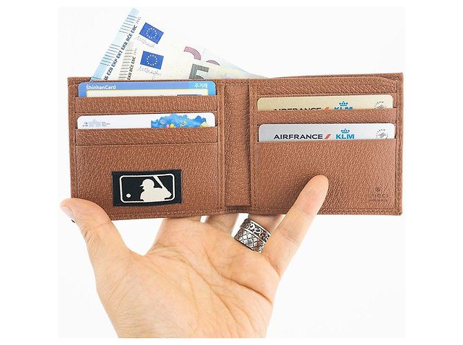 Gucci Men's Wallet Brown - view 4