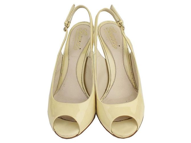 Gucci Slingback em verniz creme Dourado - vista 2