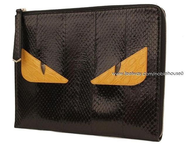 Fendi Bolso Clutch Monstruo Bagbug de Python Real Negro Mostaza - vista 2