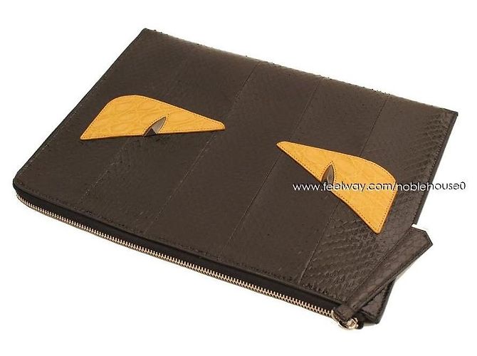 Fendi Bolso Clutch Monstruo Bagbug de Python Real Negro Mostaza - vista 4