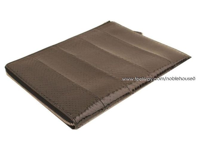 Fendi Bolso Clutch Monstruo Bagbug de Python Real Negro Mostaza - vista 5