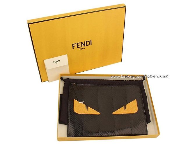 Fendi Bolso Clutch Monstruo Bagbug de Python Real Negro Mostaza - vista 8