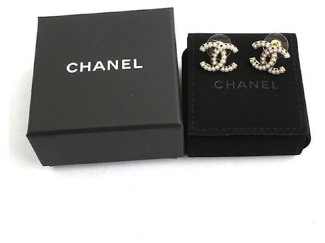 Chanel Orecchini in perle e cristalli placcati oro CC Bianco - vista 5