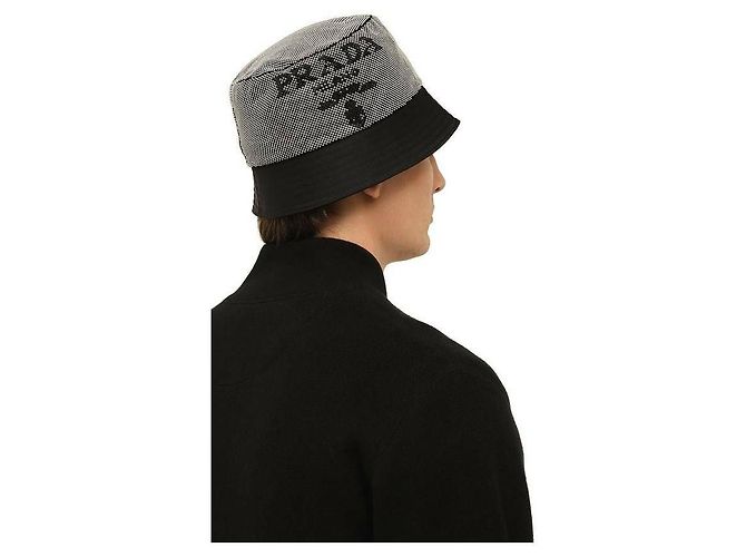 Prada Sombrero bucket de nylon con tachuelas - vista 4