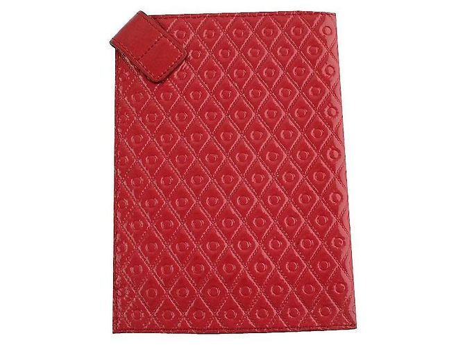 Tod's Capa de passaporte acolchoada em verniz vermelho - vista 2