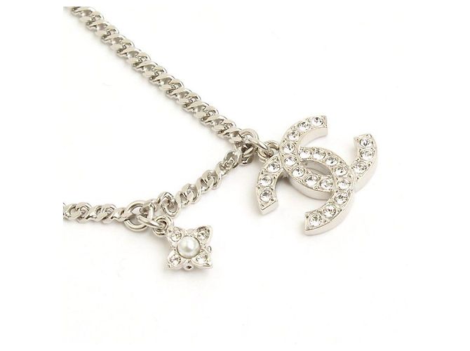 Chanel Bracciale in perle con logo CC in argento Bianco - vista 3