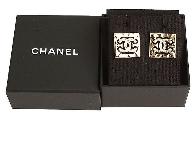 Chanel Orecchini quadrati ondulati in oro champagne CC D'oro - vista 5