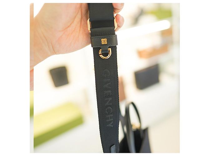 Givenchy Damentasche klein aus schwarzem Canvas, zwei-Wege-Tasche, Luxus-Tasche Weiß - Ansicht 11