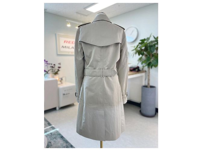 Burberry Harbourne Langer Stein-Trenchcoat Braun - Ansicht 2