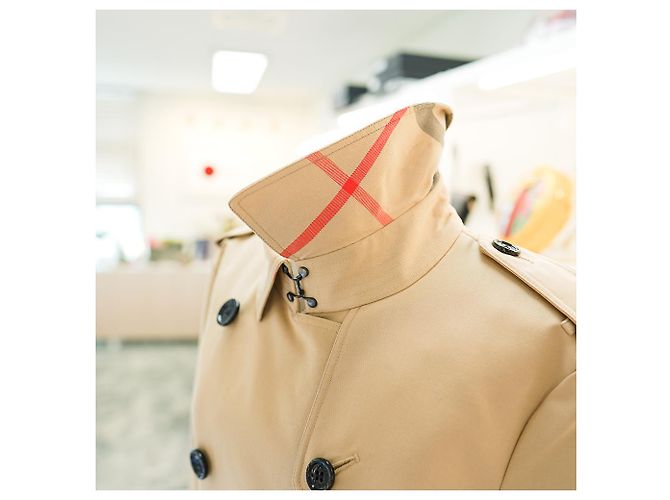 Burberry Abrigo corto de cuadros para mujer en miel Castaño - vista 11