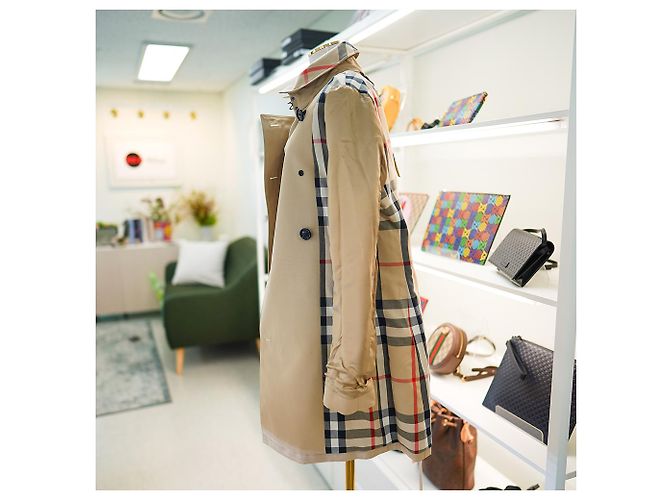 Burberry Abrigo corto de cuadros para mujer en miel Castaño - vista 17