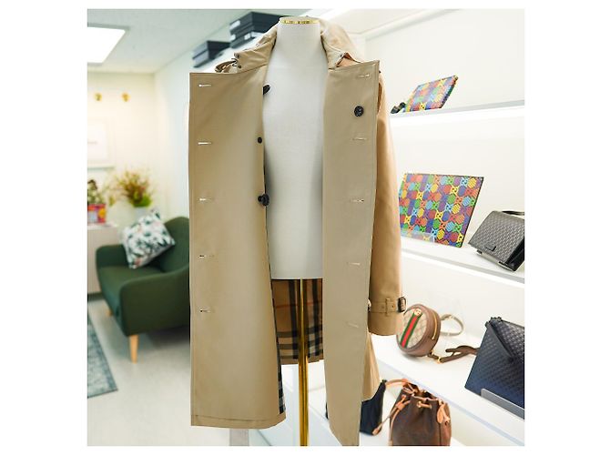 Burberry Abrigo corto de cuadros para mujer en miel Castaño - vista 20