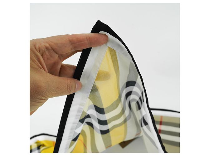 Burberry Cachecol xadrez triangular amarelo em algodão Marrom - vista 20