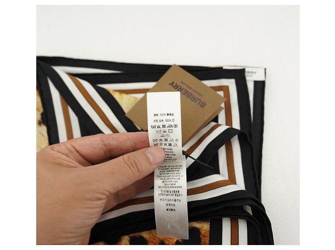 Burberry Seidenschal mit Leopardenmuster Schwarz - Ansicht 10