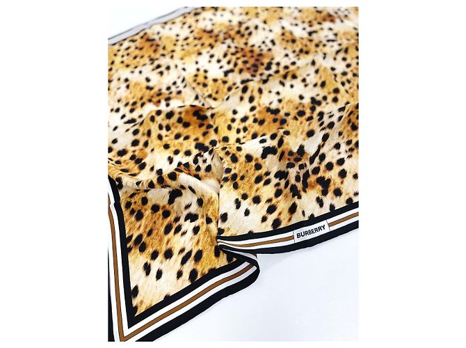 Burberry Seidenschal mit Leopardenmuster Schwarz - Ansicht 2
