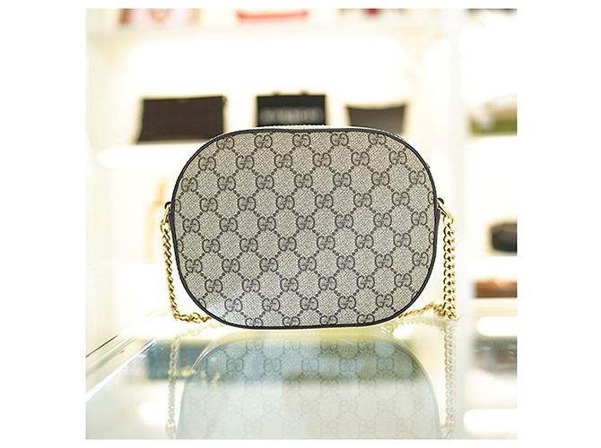 Gucci Borsa a tracolla da donna in tela marrone con catena in pelle KHNKG - vista 13