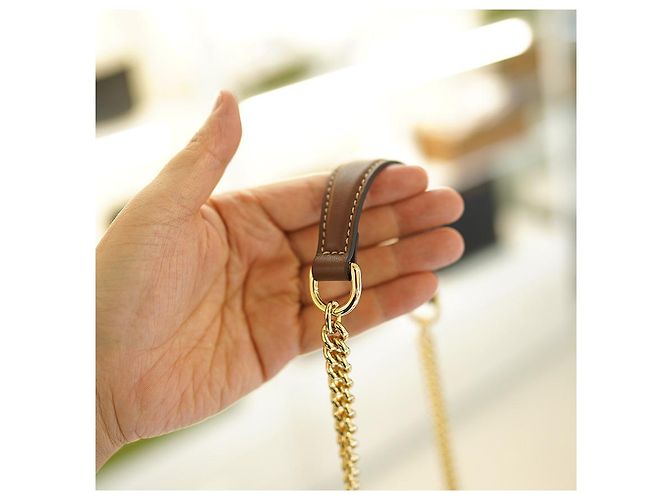 Gucci Borsa a tracolla da donna in tela marrone con catena in pelle KHNKG - vista 20