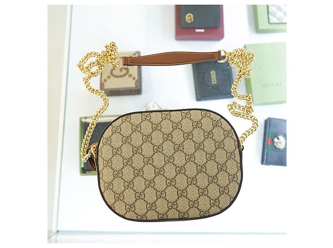 Gucci Borsa a tracolla da donna in tela marrone con catena in pelle KHNKG - vista 8