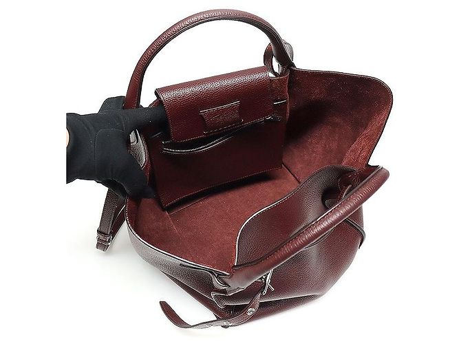 Big Bag Céline Gran Bolsa de Piel de Ternera Granulada Vino con Correa Larga Pequeña Roja - vista 6