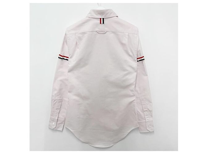 Thom Browne Camicia Oxford Classica con Bracciale a Tre Strisce Rosa - vista 13