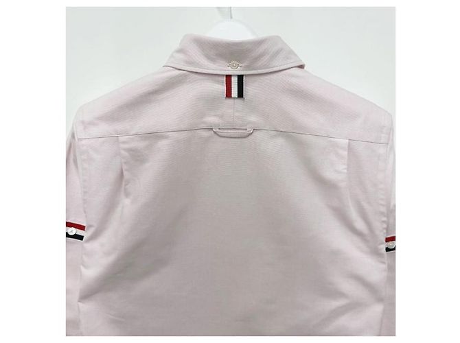 Thom Browne Camicia Oxford Classica con Bracciale a Tre Strisce Rosa - vista 5