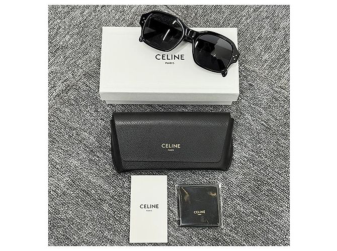 Céline Logo Frame Sunglasses - view 11