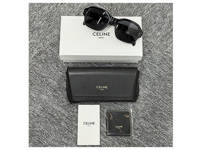 Céline Logo Frame Sunglasses - view 2