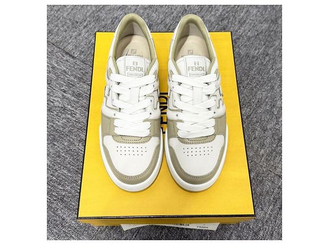 Fendi Match Leder Low-Top Sneakers Sage Weiß mit Stempel: AOMN - Ansicht 3