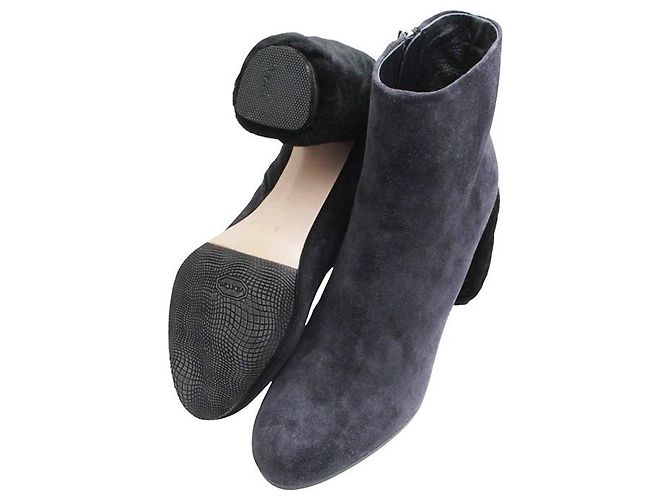 Miu Miu Botines de ante gris carbón con ribete de shearling Negro - vista 3