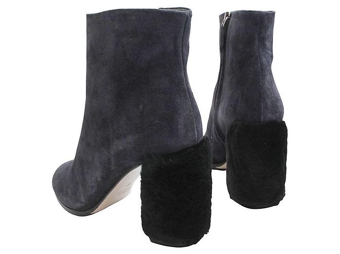 Miu Miu Botines de ante gris carbón con ribete de shearling Negro - vista 4