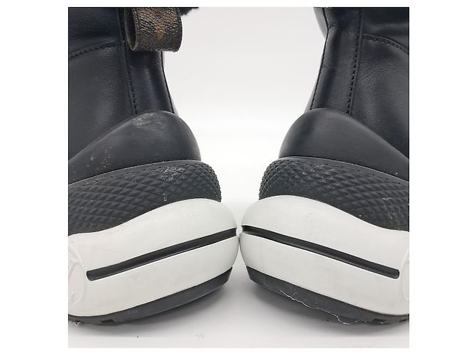 Louis Vuitton Stiefel Schwarz - Ansicht 3