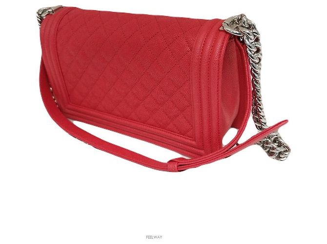 Chanel Borsa a spalla media in tono argento Caviar Boy Rosso - vista 3