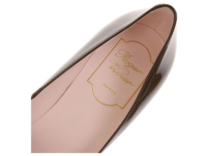 Roger Vivier Pumps mit Trompetenmetallverschluss Braun - Ansicht 10