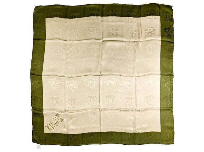 Cartier Cachecol Logo Khaki Marrom - vista 2