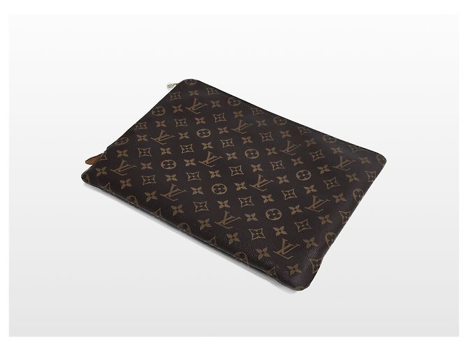 Louis Vuitton Borsa Clutch da Viaggio MM Monogramma Nero - vista 3
