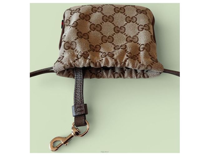 Gucci Portachiavi in tela GG Nano con charm per borsa Marrone - vista 2