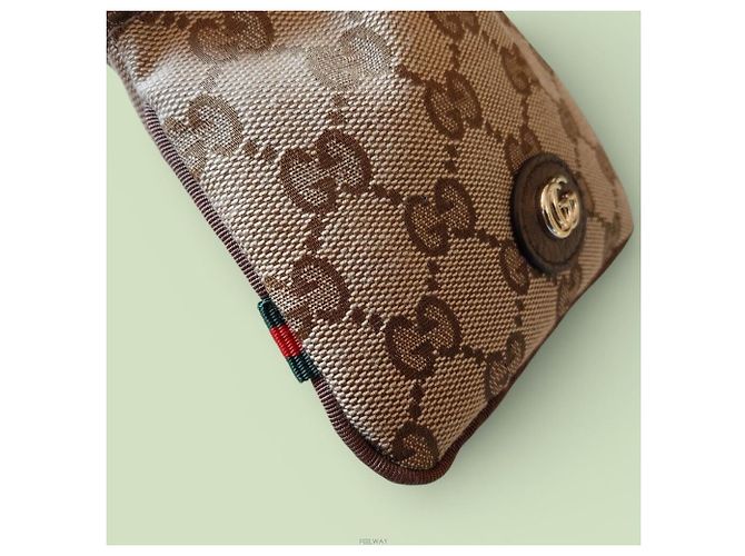 Gucci Portachiavi in tela GG Nano con charm per borsa Marrone - vista 6