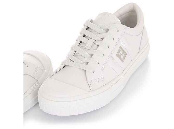 Fendi sneakers basse in pelle Domino Bianco - vista 7