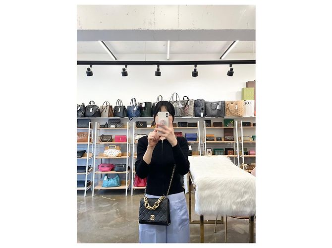 Chanel Piccola borsa a tracolla con catena a tre perle Multicolore - vista 24