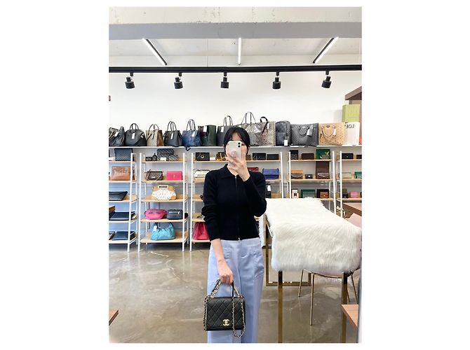 Chanel Piccola borsa a tracolla con catena a tre perle Multicolore - vista 25