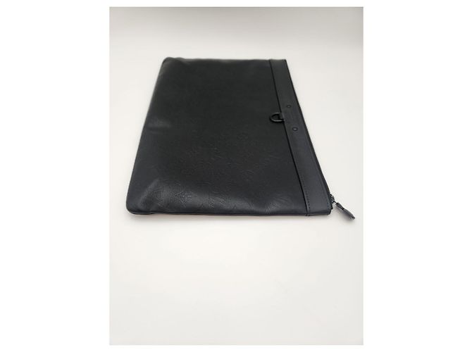Louis Vuitton Pochette Discovery GM Monogram Shadow Marron - vue 3