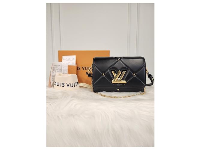 Louis Vuitton Quilted Twist MM Bianco - vista 7