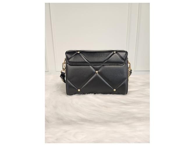 Louis Vuitton Quilted Twist MM Bianco - vista 9